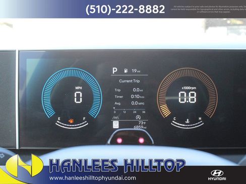 Used 2025 Hyundai Santa Fe SEL image 31