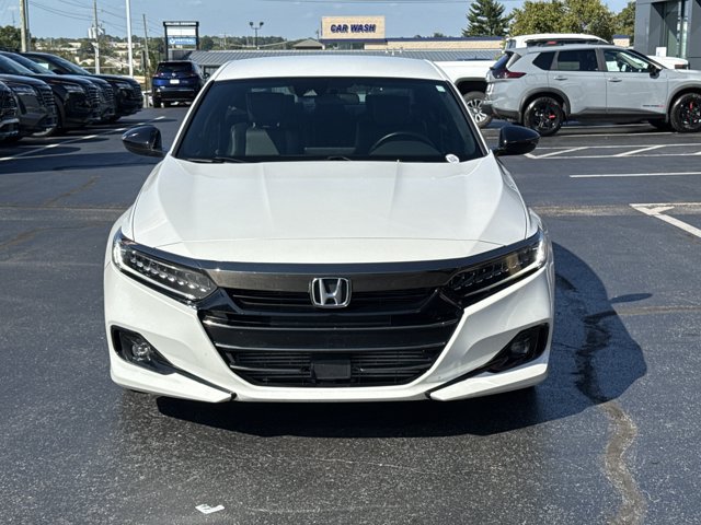 Used 2022 Honda Accord Sport image 11