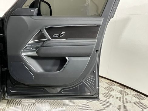 Used 2024 Land Rover Range Rover SE AWD/4WD image 21