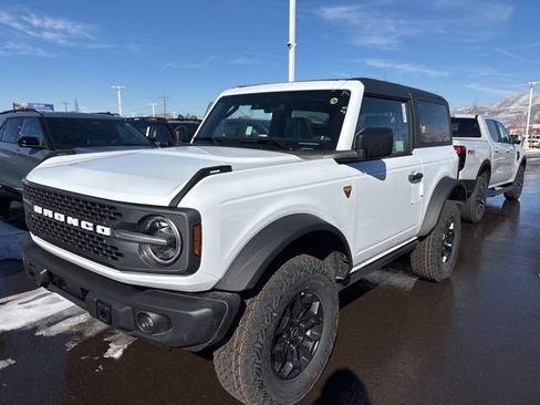 New 2026 Ford Bronco Badlands image 2