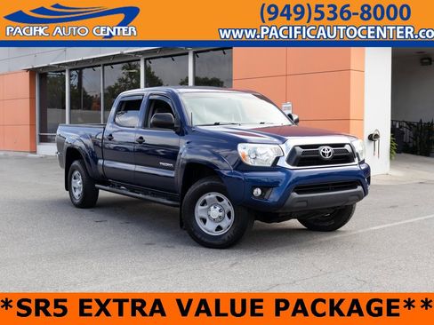 Used 2014 Toyota Tacoma PreRunner image 1