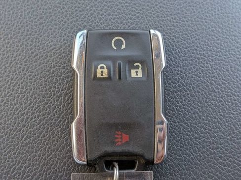 Used 2021 Chevrolet Colorado Z71 w/ Safety Package RWD image 29