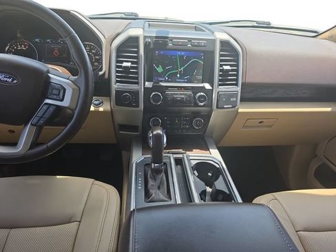 Used 2020 Ford F150 Lariat AWD/4WD image 12