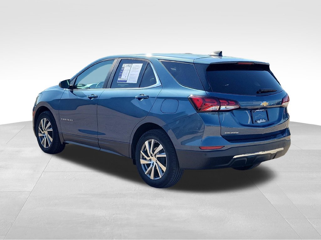 Used 2024 Chevrolet Equinox LT w/ LPO, Floor Liner Package FWD image 4