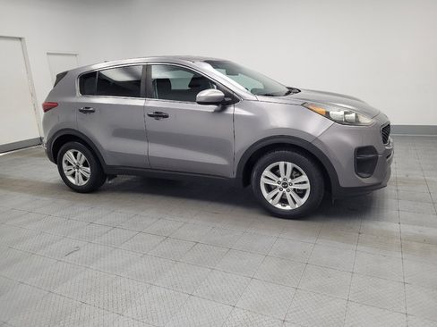 Used 2019 Kia Sportage LX FWD image 11