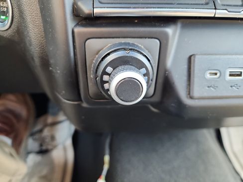Certified 2021 Chevrolet Silverado 1500 RST AWD/4WD image 15