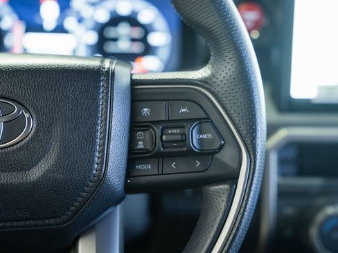 Used 2025 Toyota 4Runner TRD Off-Road Premium w/ Tow Technology Package AWD/4WD image 33