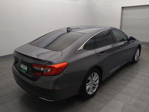 Used 2019 Honda Accord LX image 9