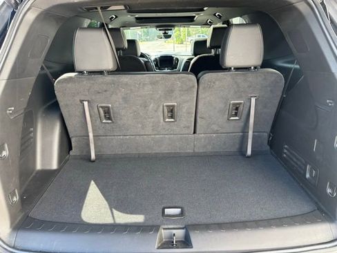 Used 2023 Chevrolet Traverse Premier image 27