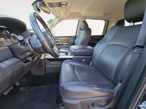 Used 2015 RAM 1500 Laramie w/ Convenience Group AWD/4WD image 7