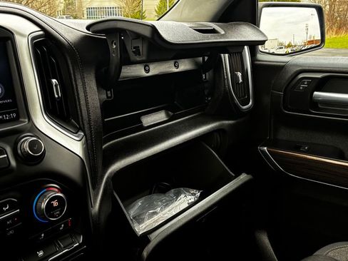 Used 2019 Chevrolet Silverado 1500 LT w/ All-Star Edition image 33