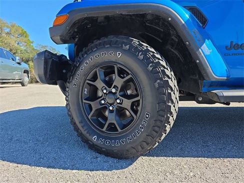 Used 2022 Jeep Gladiator Sport image 31