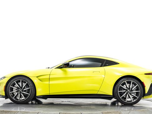 Used 2019 Aston Martin V8 Vantage Coupe RWD image 6