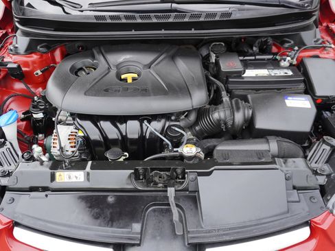 Used 2015 Hyundai Elantra Sport FWD image 25