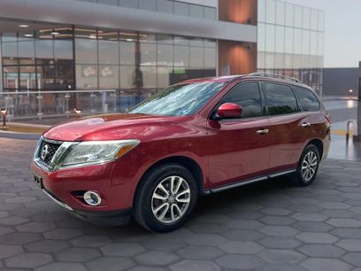 Used 2016 Nissan Pathfinder SV