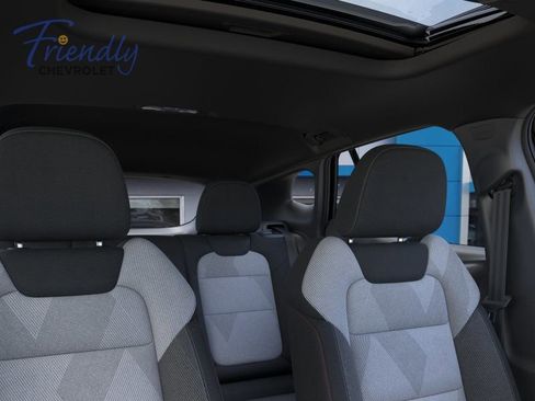 New 2026 Chevrolet Trax RS FWD image 36