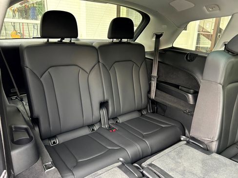 Used 2023 Audi Q7 3.0T Premium Plus w/ Premium Plus Package image 27