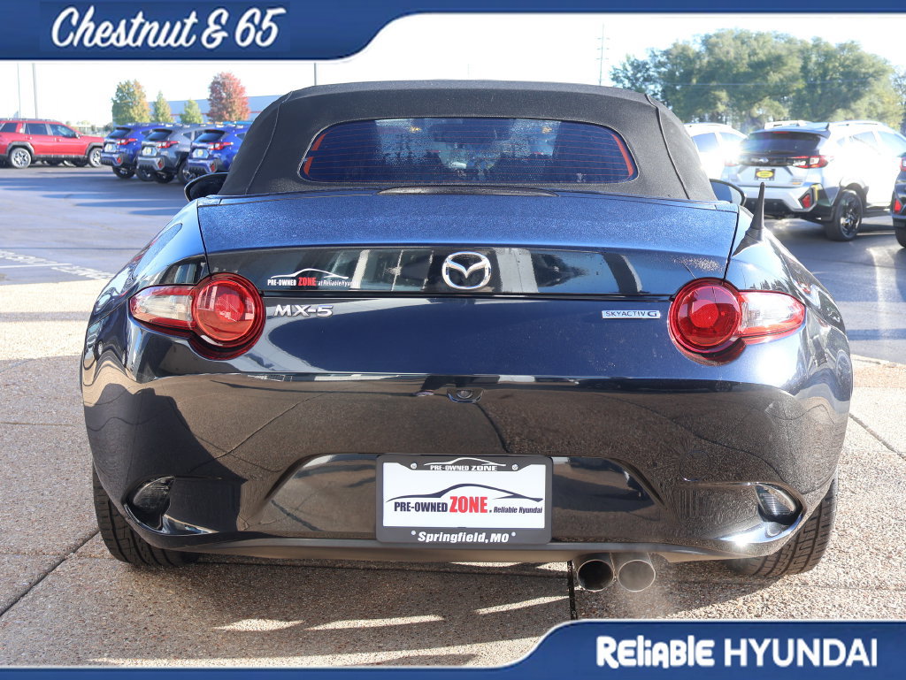 Used 2023 MAZDA MX-5 Miata Sport RWD image 5
