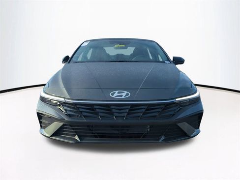 New 2026 Hyundai Elantra Sport FWD image 3