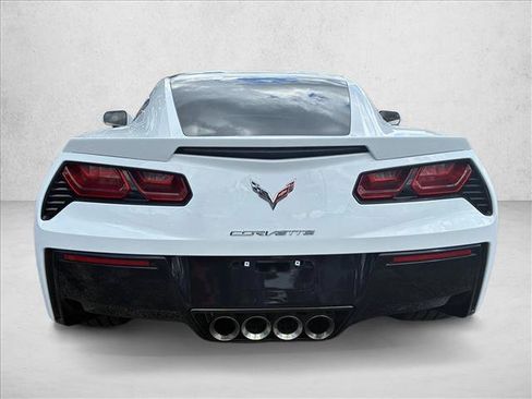 Used 2017 Chevrolet Corvette Stingray Coupe RWD image 4