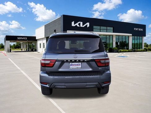 Used 2021 Nissan Armada SL w/ Captain's Chairs Package RWD image 6