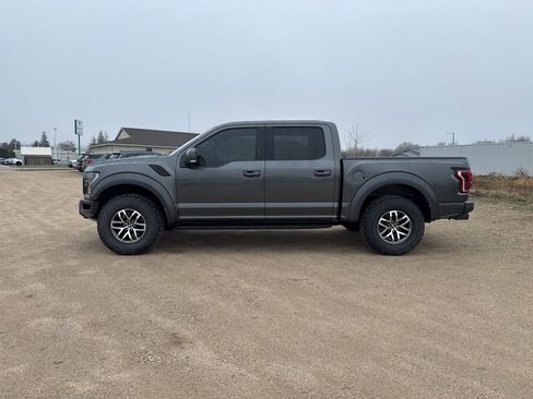Used 2018 Ford F150 Raptor w/ Equipment Group 802A Luxury image 4