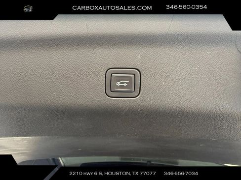 Used 2021 Chevrolet Suburban High Country image 28