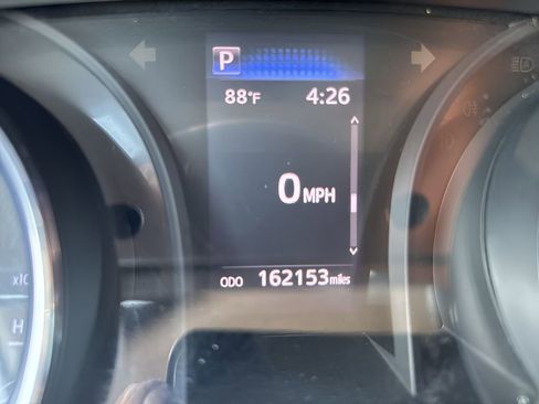 Used 2020 Toyota Camry SE image 22