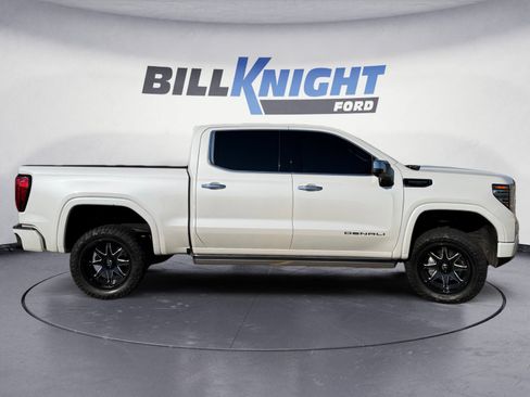 Used 2023 GMC Sierra 1500 Denali Ultimate AWD/4WD image 6