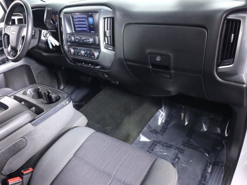 Used 2017 Chevrolet Silverado 1500 LT w/ All Star Edition image 39