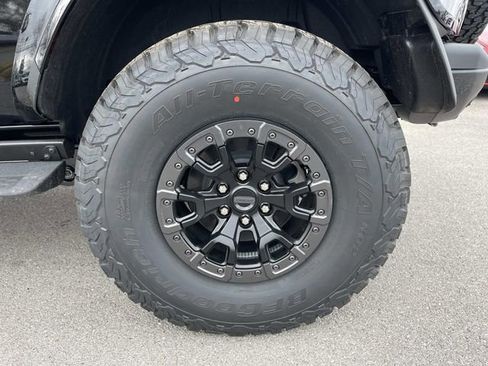 New 2025 Ford Bronco Raptor image 11