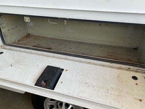 Used 2016 Chevrolet Silverado 3500 W/T RWD image 19