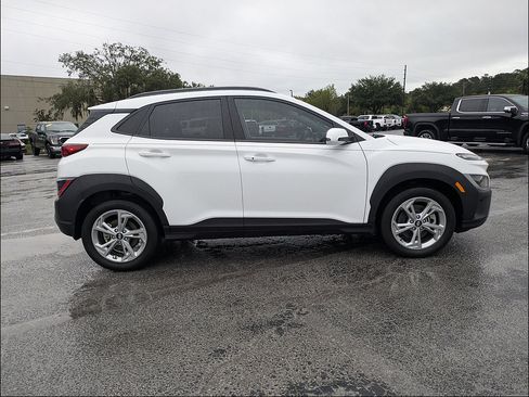 Used 2023 Hyundai Kona SEL w/ Cargo Package AWD/4WD image 3