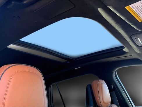 Used 2025 Lincoln Aviator Black Label w/ Black Label Special Edition image 27