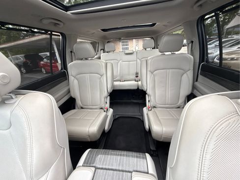 Used 2022 Jeep Wagoneer Series II w/ Convenience Group I RWD image 21
