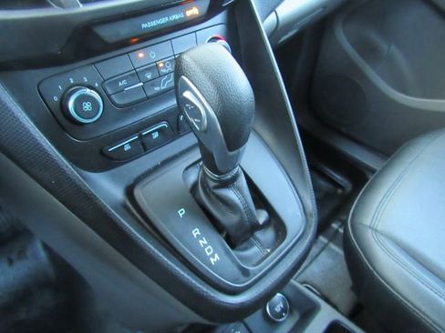 Used 2020 Ford Transit Connect XL image 37
