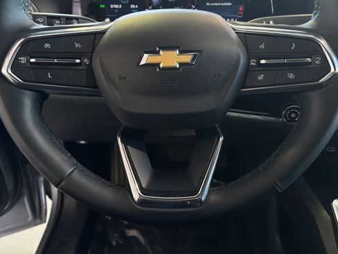 Used 2025 Chevrolet Equinox LT image 27