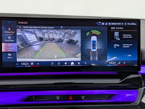 Certified 2024 BMW i5 eDrive40i w/ Convenience Package image 23