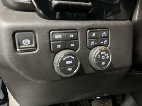 Used 2026 Chevrolet Silverado 1500 LTZ w/ Technology Package AWD/4WD image 23