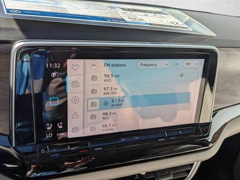 New 2026 Volkswagen Atlas SE image 11