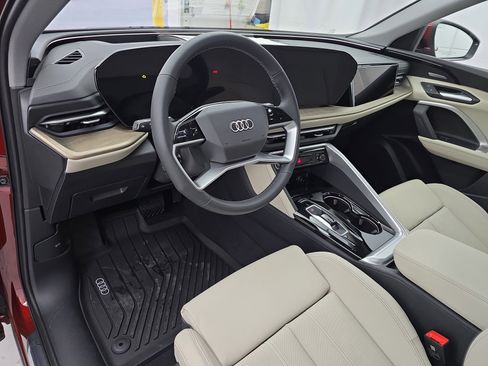 New 2025 Audi Q5 Prestige image 16