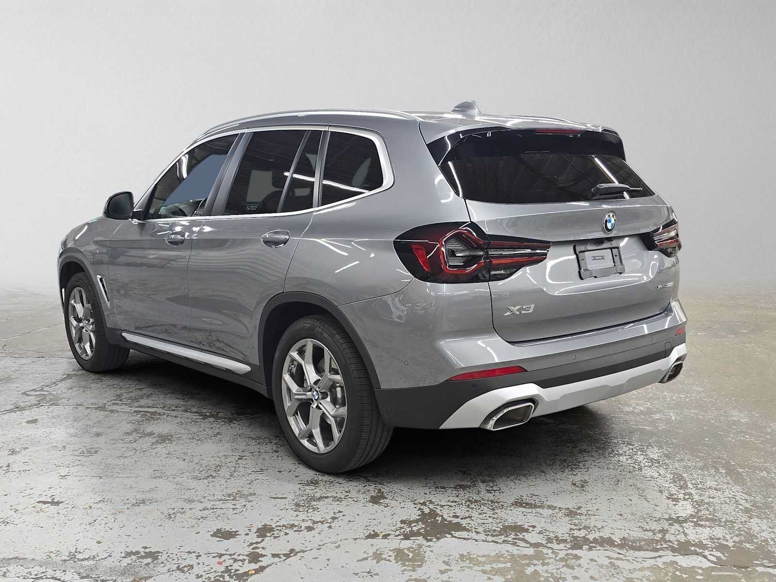 Used 2024 BMW X3 xDrive30i w/ Convenience Package w/ZPA AWD/4WD image 5
