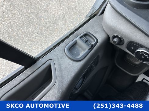 Used 2020 Ford Transit 250 Medium Roof image 22