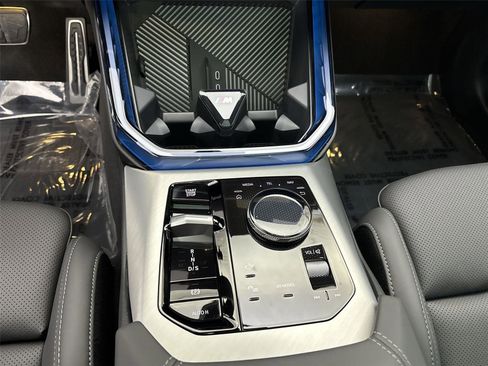 New 2025 BMW X3 xDrive30i w/ Premium Package image 23