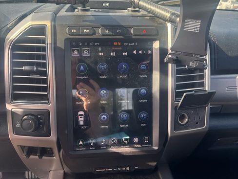 Used 2019 Ford F250 Platinum w/ Platinum Ultimate Package AWD/4WD image 7