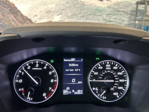 Used 2025 Subaru Crosstrek 2.0i Premium image 13