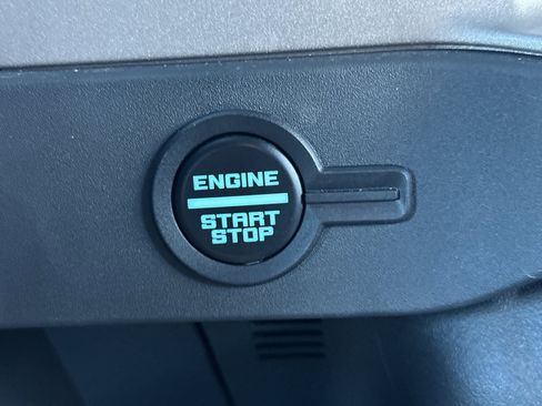 Used 2025 Ford Bronco Outer Banks image 26