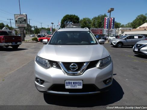 Used 2015 Nissan Rogue SL AWD/4WD image 2