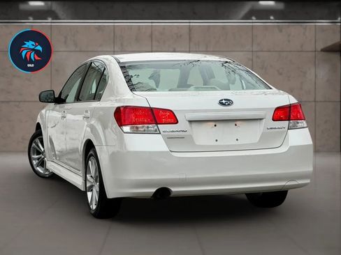 Used 2014 Subaru Legacy 2.5i image 3