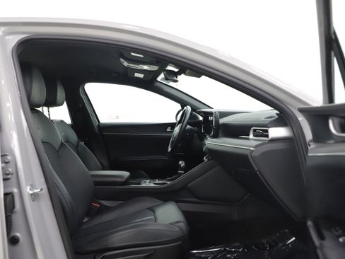 Used 2022 Kia K5 GT-Line image 11